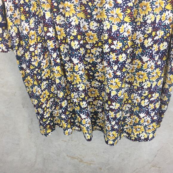 Democracy Multi-Color Cool Summer Floral Top Women's Size 2X - Picture 11 of 15
